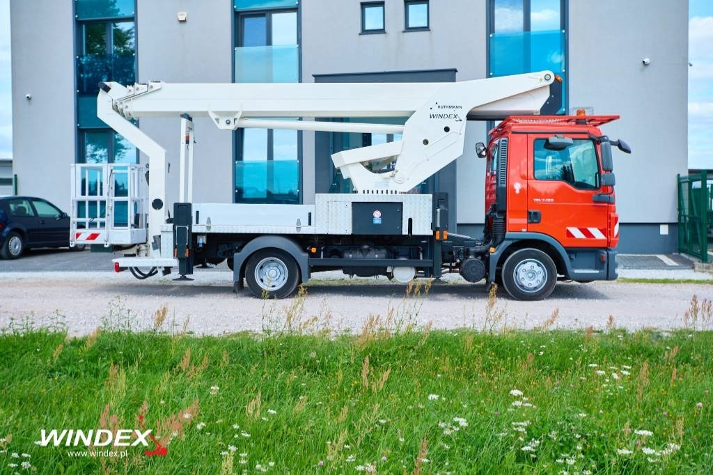 Ruthmann T 300 - Truck with aerial platform: picture 3 Ruthmann T 300 - Truck with aerial platform: picture 3