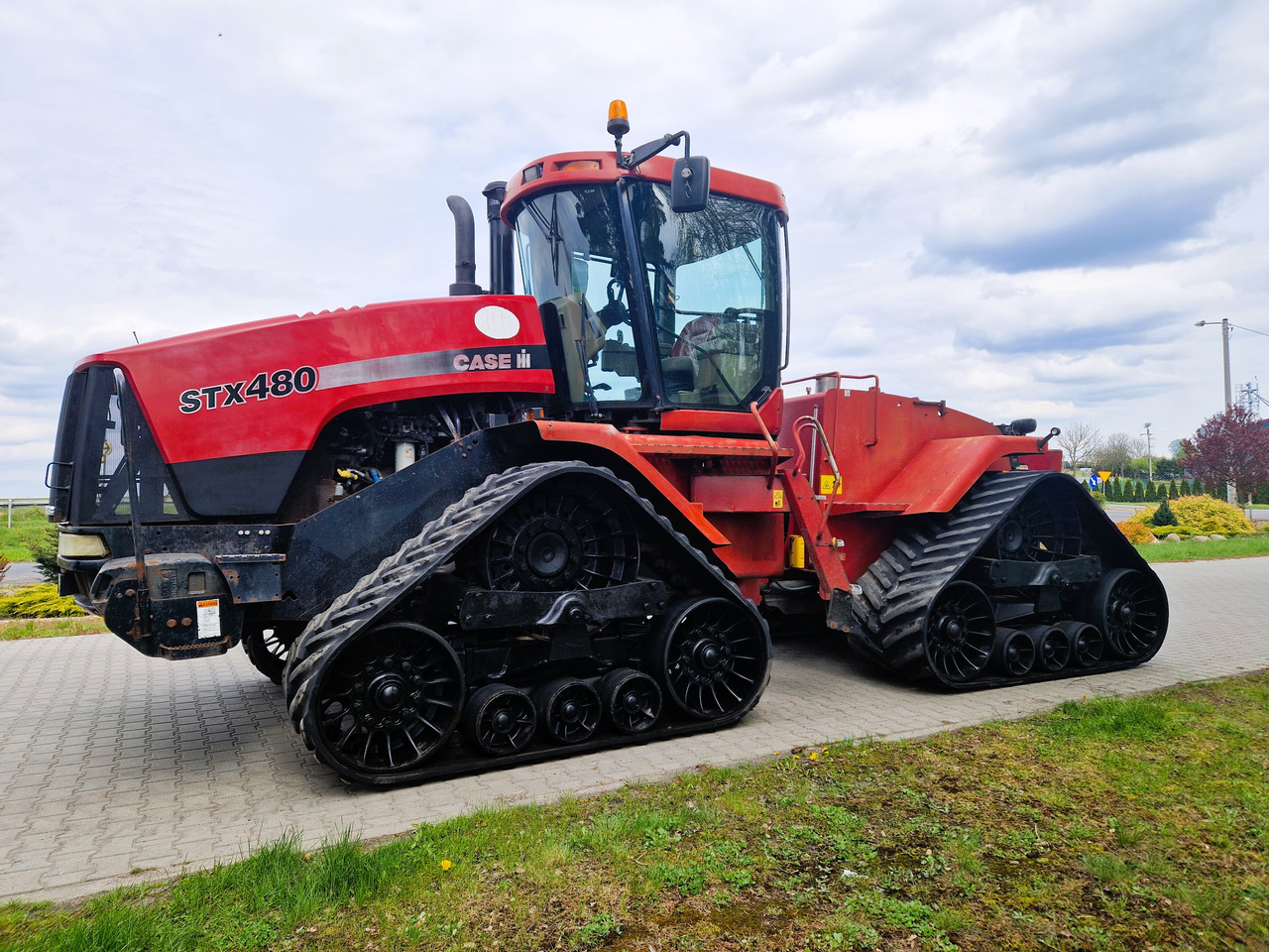 CASE 480 - Track tractor: picture 5 CASE 480 - Track tractor: picture 5