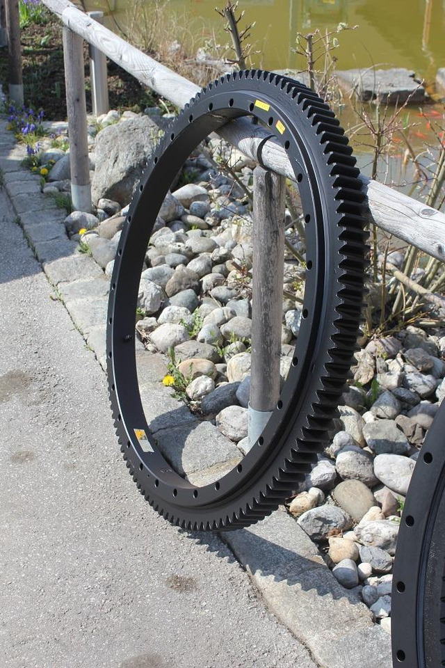 Eder 404 - Slewing ring for Construction machinery: picture 1 Eder 404 - Slewing ring for Construction machinery: picture 1