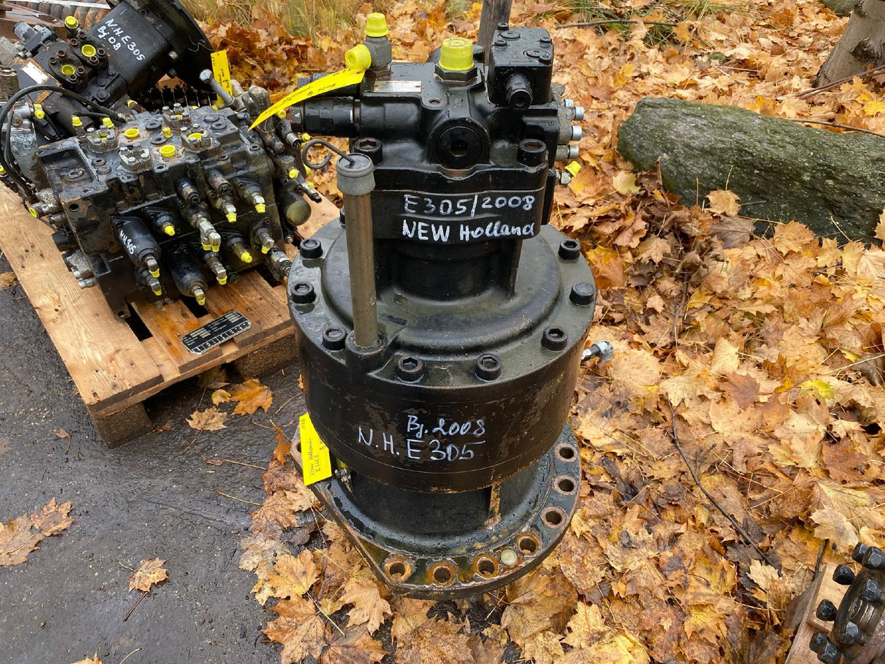 Swing motor for Construction machinery Holland E 305: picture 9