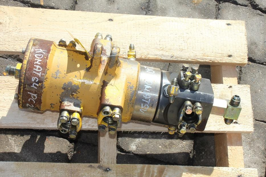 Komatsu PC 240 - Spare parts for Excavator: picture 1 Komatsu PC 240 - Spare parts for Excavator: picture 1