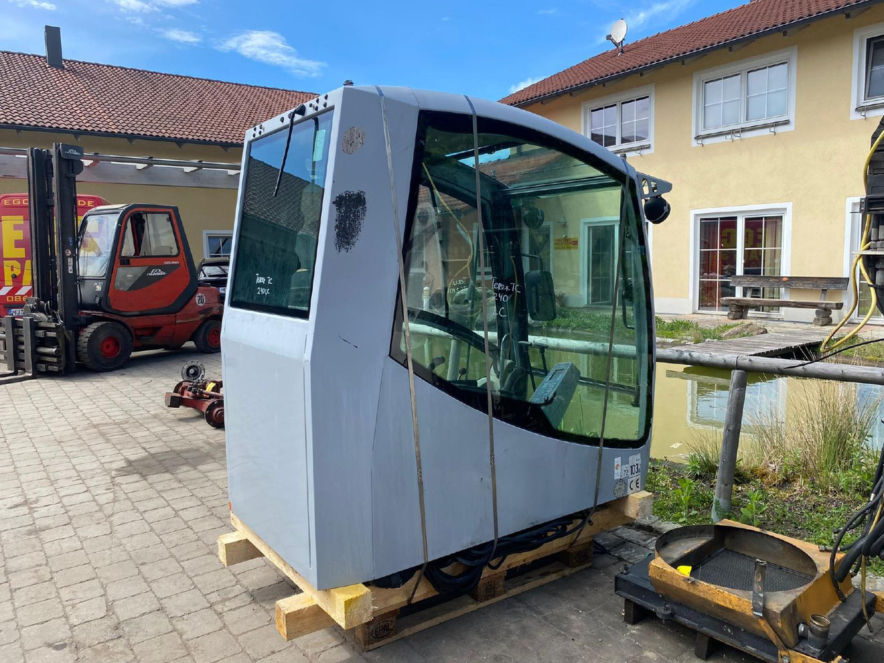 Terex TC 240 LC - Cab for Construction machinery: picture 4 Terex TC 240 LC - Cab for Construction machinery: picture 4