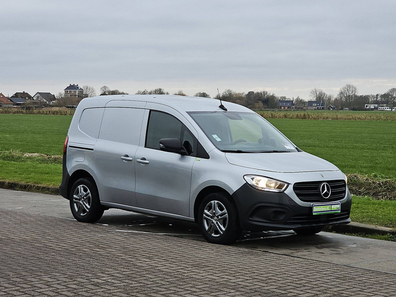 Mercedes-Benz Citan 110 CDI L1 PRO Mbux Euro6! - Closed box van: picture 4 Mercedes-Benz Citan 110 CDI L1 PRO Mbux Euro6! - Closed box van: picture 4