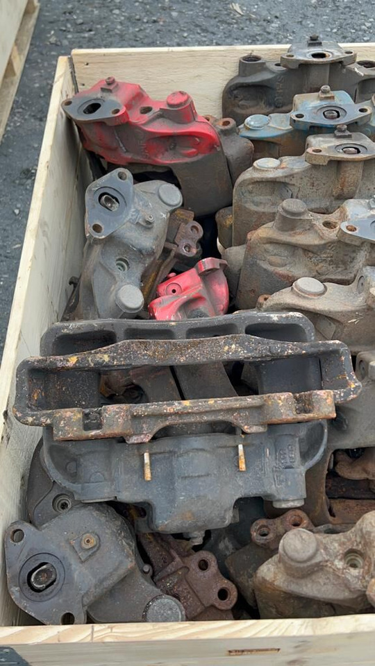 DAF SN7 / SB7 XF CF 105, 95,106 K001479 / SN7138 DAF - Brake caliper for Truck: picture 1 DAF SN7 / SB7 XF CF 105, 95,106 K001479 / SN7138 DAF - Brake caliper for Truck: picture 1