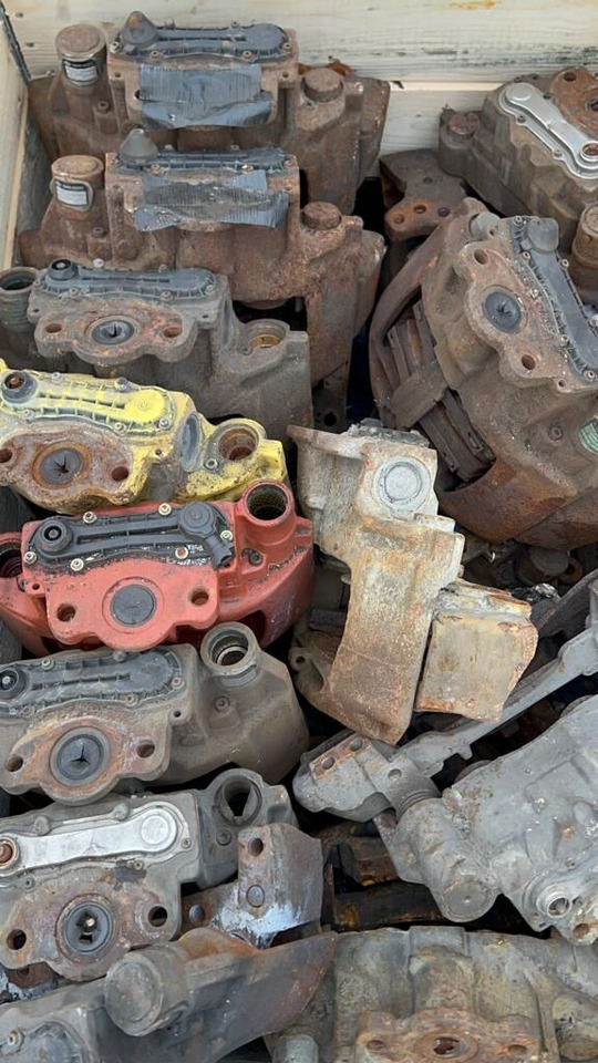 DAF SN7 / SB7 XF CF 105, 95, 106 SN7205 / SN7114 - Brake caliper for Truck: picture 2 DAF SN7 / SB7 XF CF 105, 95, 106 SN7205 / SN7114 - Brake caliper for Truck: picture 2