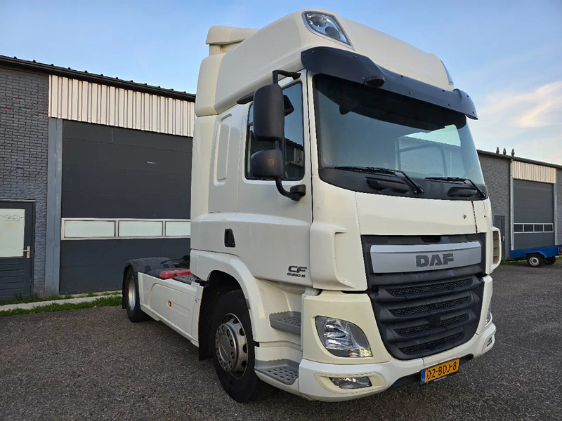 DAF CF Super Space Cabin - Tractor truck: picture 2 DAF CF Super Space Cabin - Tractor truck: picture 2