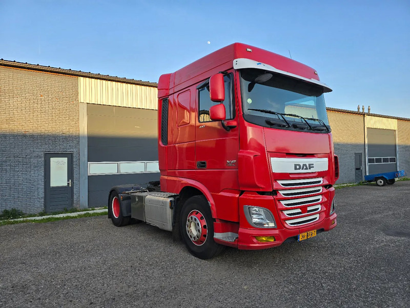DAF XF 440 Euro 6 2015 - Tractor truck: picture 3 DAF XF 440 Euro 6 2015 - Tractor truck: picture 3