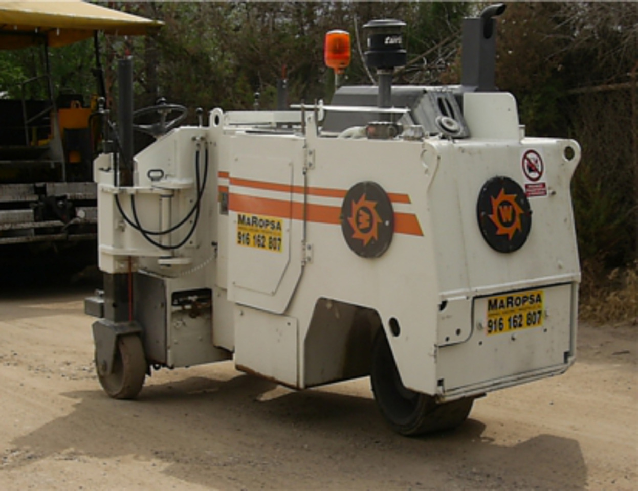 Fresadora de asfalto Wirtgen W 350 - Cold planer: picture 1 Fresadora de asfalto Wirtgen W 350 - Cold planer: picture 1