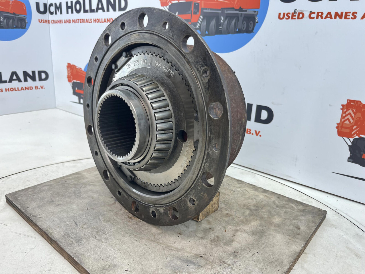 Grove AT 633 planetary gear 22-25-74-38-4pl-H137-46 - Transmission for Mobile crane: picture 3 Grove AT 633 planetary gear 22-25-74-38-4pl-H137-46 - Transmission for Mobile crane: picture 3