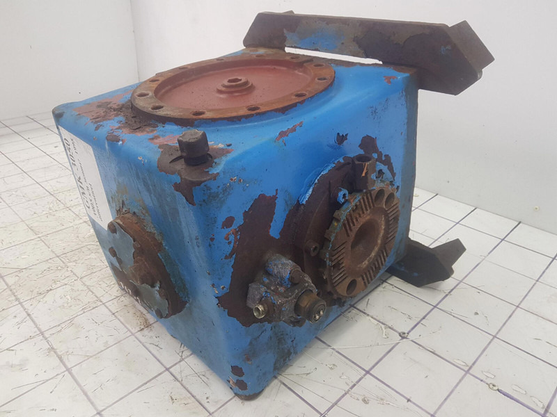 Grove GMK 3050 axle 3 diff box - Differential gear for Crane: picture 1 Grove GMK 3050 axle 3 diff box - Differential gear for Crane: picture 1