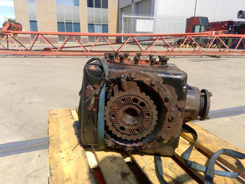 Grove GMK 3055 diff box axle 1 - Differential gear for Crane: picture 4 Grove GMK 3055 diff box axle 1 - Differential gear for Crane: picture 4