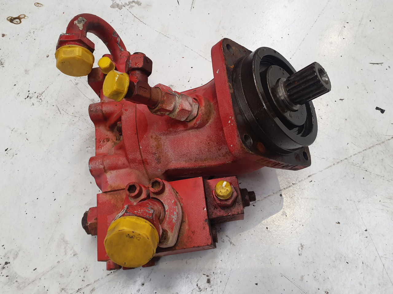 Grove GMK 5100 main hoist - Hydraulic motor for Crane: picture 3 Grove GMK 5100 main hoist - Hydraulic motor for Crane: picture 3