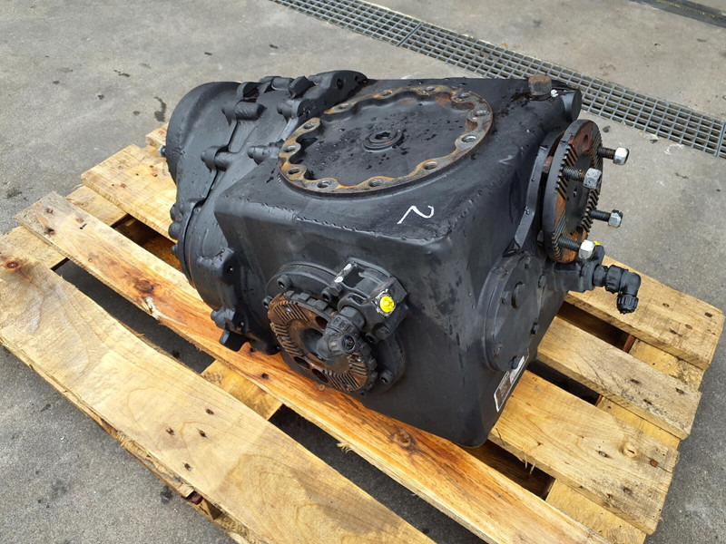 Grove GMK 6400 diff box axle2 - Differential gear for Crane: picture 2 Grove GMK 6400 diff box axle2 - Differential gear for Crane: picture 2
