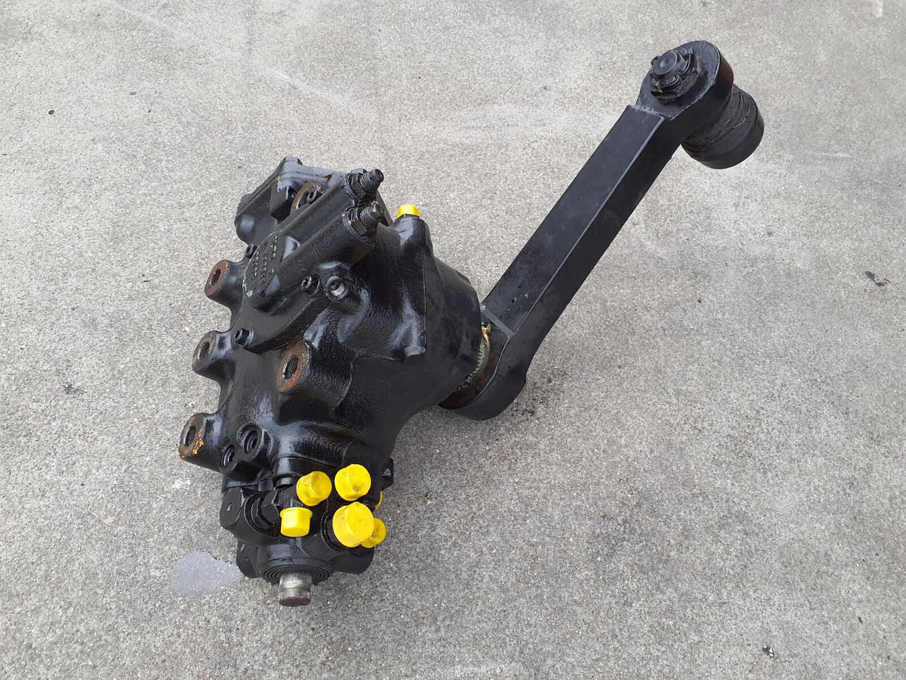 Grove GMK 6400 steering box servocom-zf - Steering gear for Mobile crane: picture 2 Grove GMK 6400 steering box servocom-zf - Steering gear for Mobile crane: picture 2