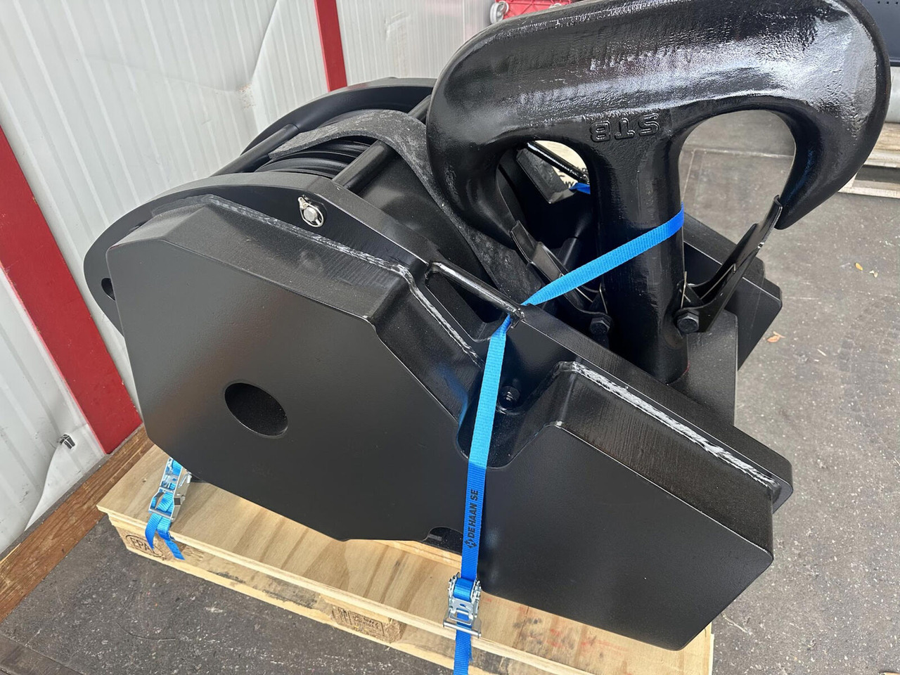 Hook block 23mm 5 sheave 125 ton - Winch for Mobile crane: picture 1 Hook block 23mm 5 sheave 125 ton - Winch for Mobile crane: picture 1