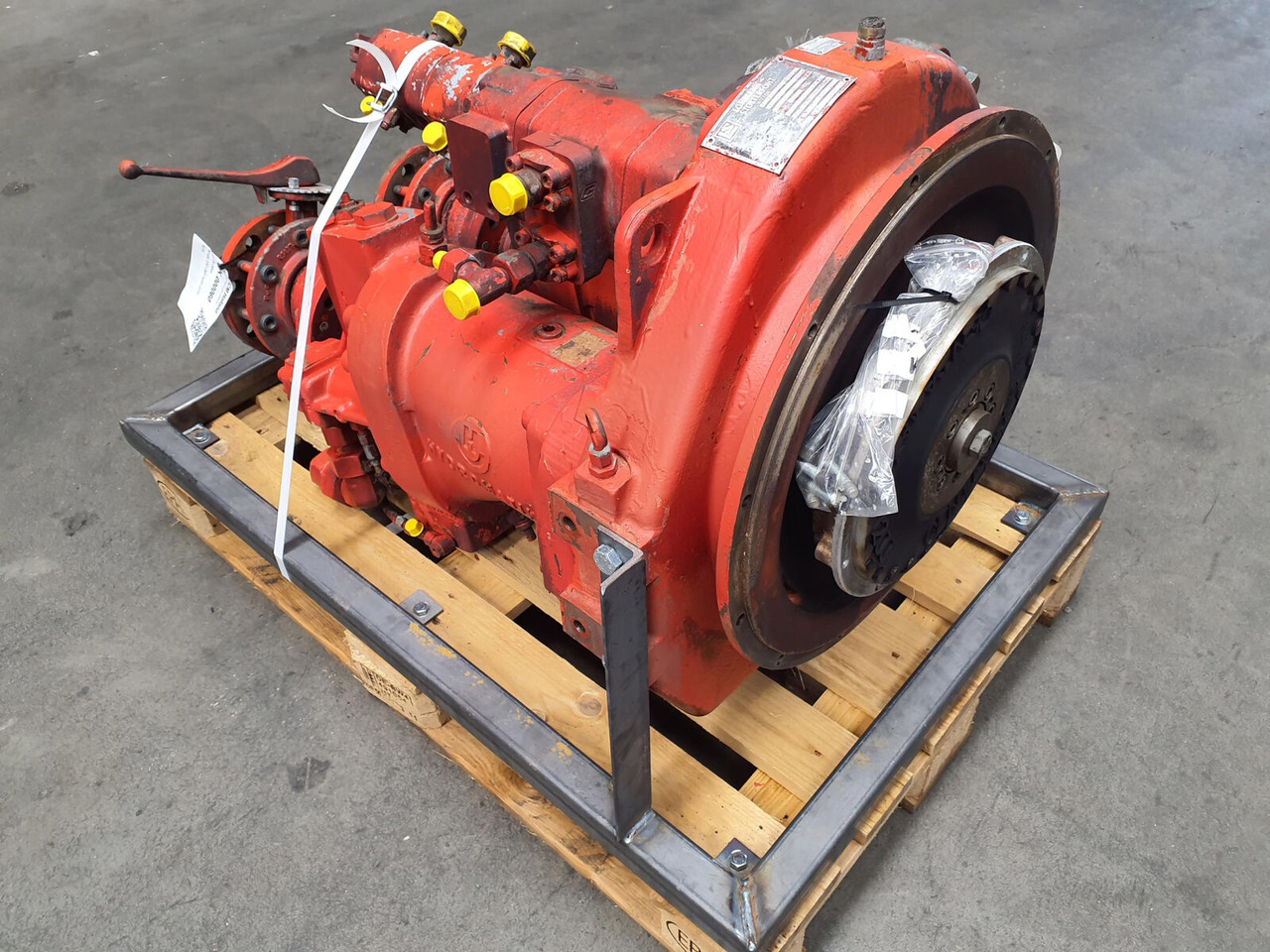 Krupp 350 GMT hydro pump - Hydraulic pump for Mobile crane: picture 1 Krupp 350 GMT hydro pump - Hydraulic pump for Mobile crane: picture 1