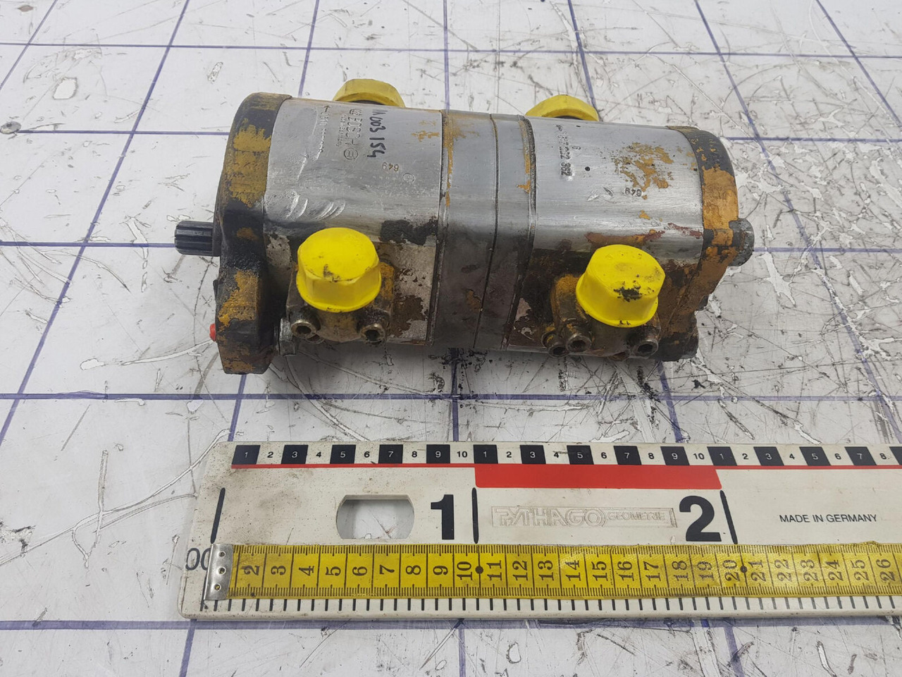 Krupp KMK 2025 dual gear pump - Hydraulic pump for Mobile crane: picture 1 Krupp KMK 2025 dual gear pump - Hydraulic pump for Mobile crane: picture 1