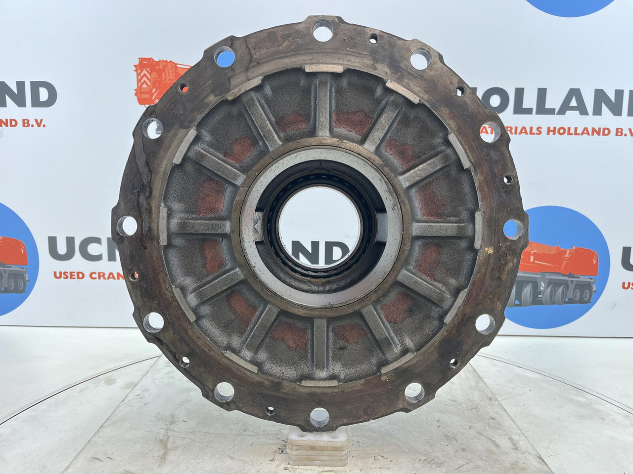 Krupp KMK 3045 Megatrak wheel hub - Hub for Crane: picture 5 Krupp KMK 3045 Megatrak wheel hub - Hub for Crane: picture 5