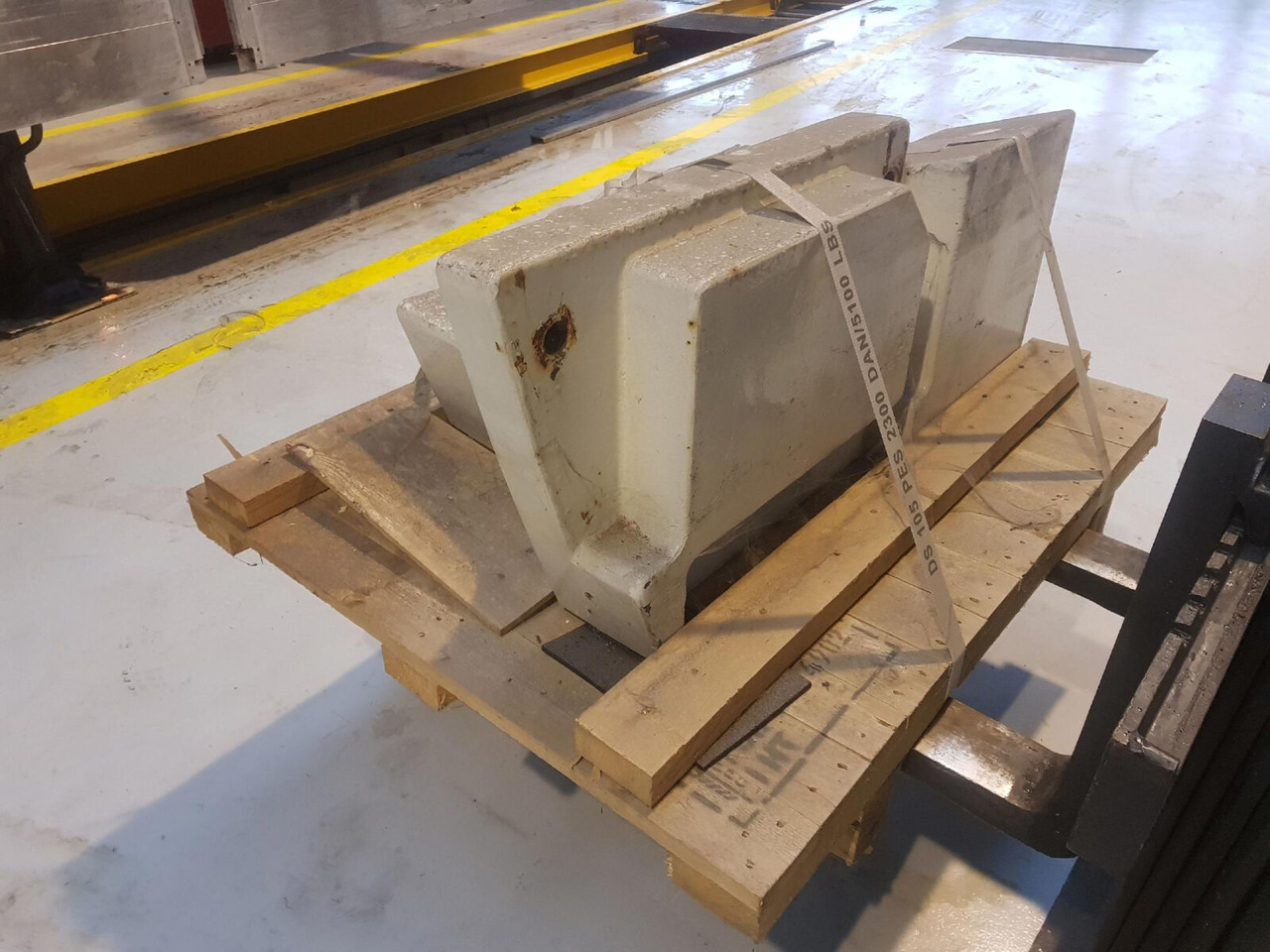 Terex Terex Challenger 4200 counterweight 1,4 ton - Counterweight for Mobile crane: picture 4 Terex Terex Challenger 4200 counterweight 1,4 ton - Counterweight for Mobile crane: picture 4