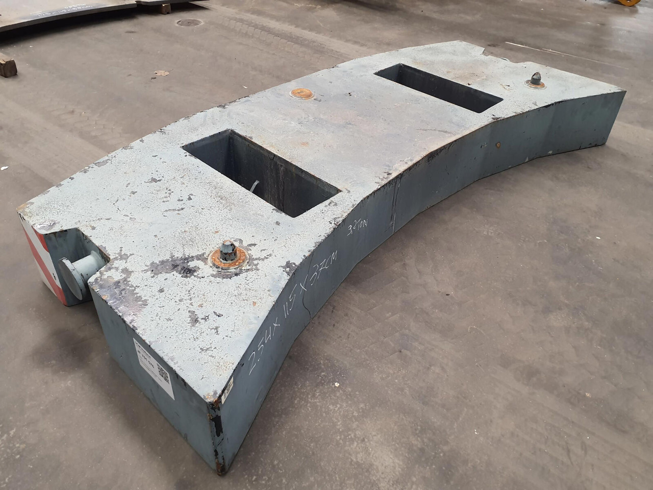 Terex Terex Demag Challenger 4200 counterweight 3.2 Ton - Counterweight for Mobile crane: picture 1 Terex Terex Demag Challenger 4200 counterweight 3.2 Ton - Counterweight for Mobile crane: picture 1