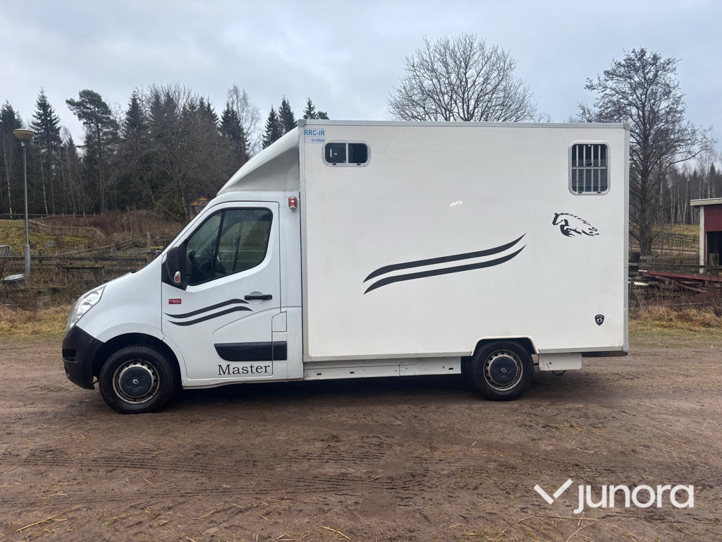 Hästlastbil - Renault Master - Horse truck: picture 2 Hästlastbil - Renault Master - Horse truck: picture 2