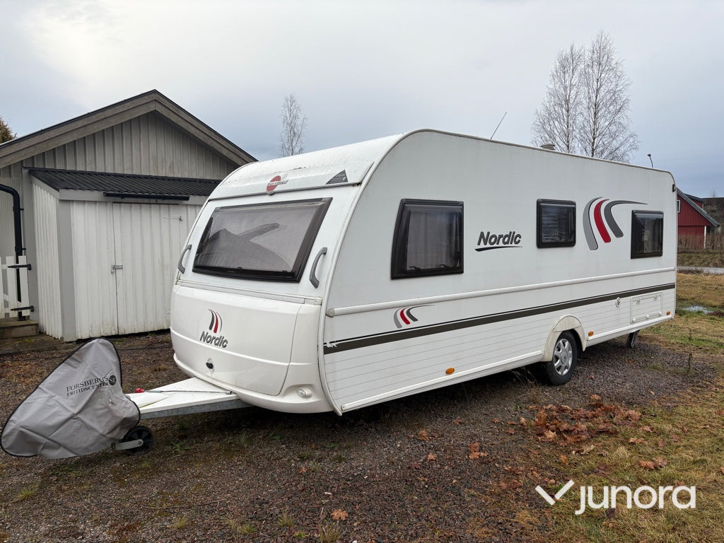 Husvagn - BÜRSTNER GMBH Averso Nordic - Caravan: picture 1 Husvagn - BÜRSTNER GMBH Averso Nordic - Caravan: picture 1