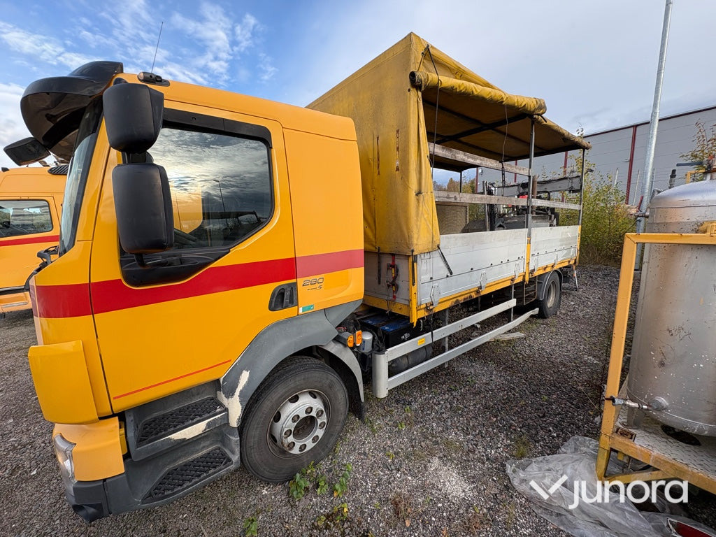 Lastbil - Volvo FL-280 4*2 - Curtain side truck: picture 4 Lastbil - Volvo FL-280 4*2 - Curtain side truck: picture 4