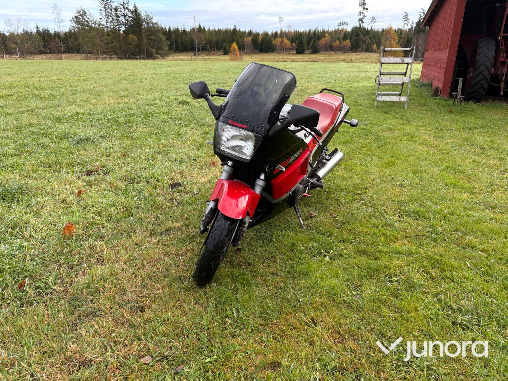 Motorcykel - Kawasaki GPZ600R - Motorcycle: picture 4 Motorcykel - Kawasaki GPZ600R - Motorcycle: picture 4