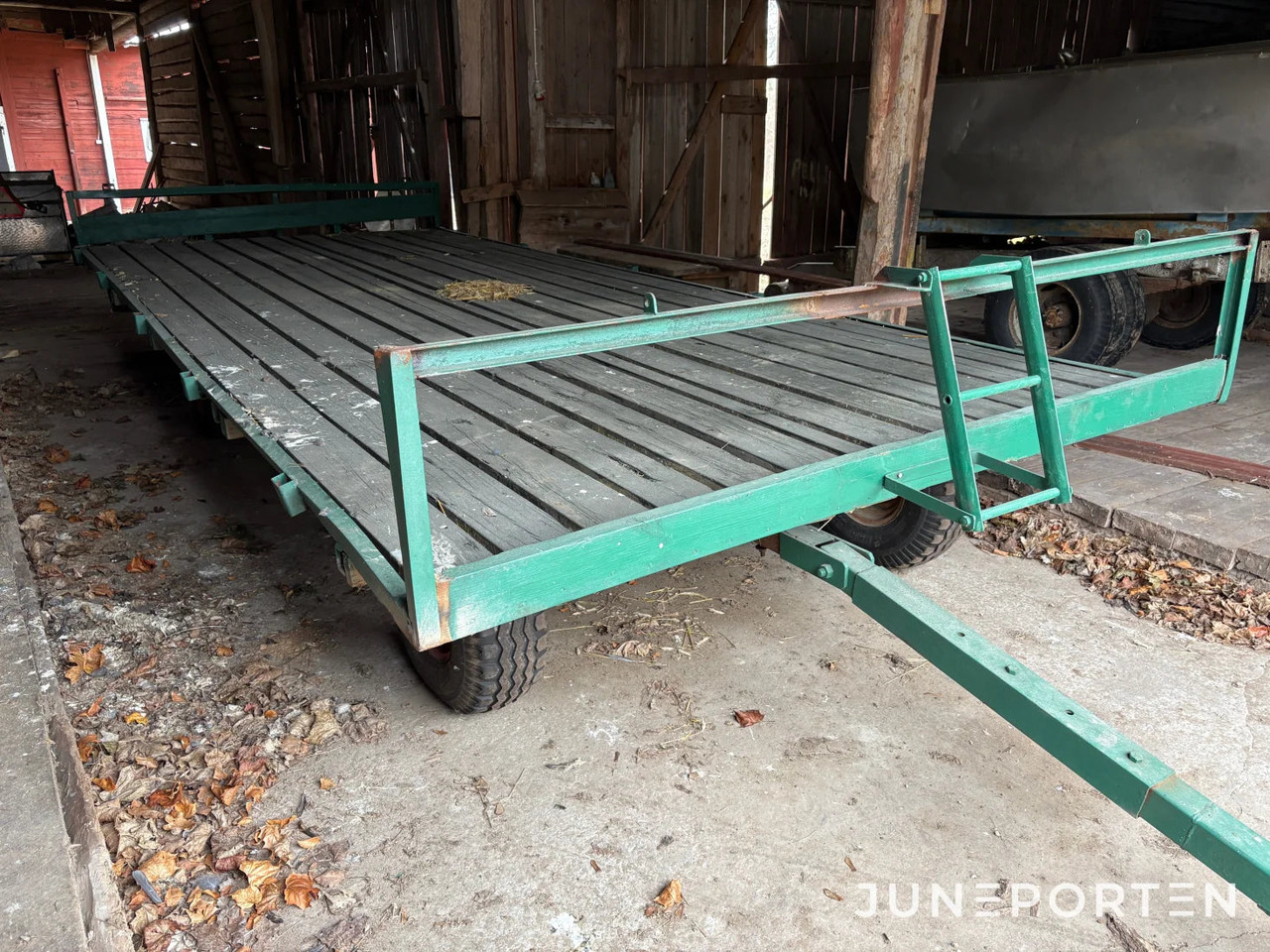 Rundbalsvagn - Farm platform trailer: picture 4 Rundbalsvagn - Farm platform trailer: picture 4