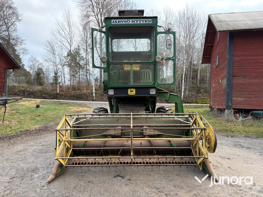 Skördetröska - John Deere 942 - Combine harvester: picture 2 Skördetröska - John Deere 942 - Combine harvester: picture 2