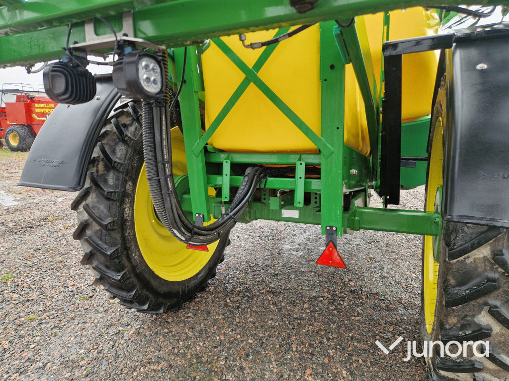 Växtskyddsspruta - John Deere M740i - Trailed sprayer: picture 4 Växtskyddsspruta - John Deere M740i - Trailed sprayer: picture 4