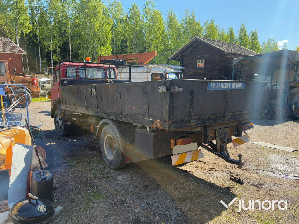 Veteranlastbil - Ford, D 550 Custom Cab - Dropside/ Flatbed truck: picture 4 Veteranlastbil - Ford, D 550 Custom Cab - Dropside/ Flatbed truck: picture 4