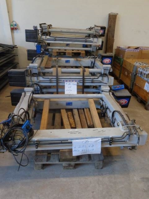 HMF 1500 kg med lodretstående liftplade - Tail lift: picture 3 HMF 1500 kg med lodretstående liftplade - Tail lift: picture 3