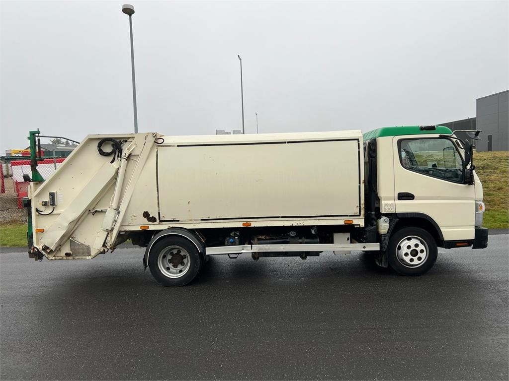 Mitsubishi Fuso CANTER 9C18 - Garbage truck: picture 4 Mitsubishi Fuso CANTER 9C18 - Garbage truck: picture 4