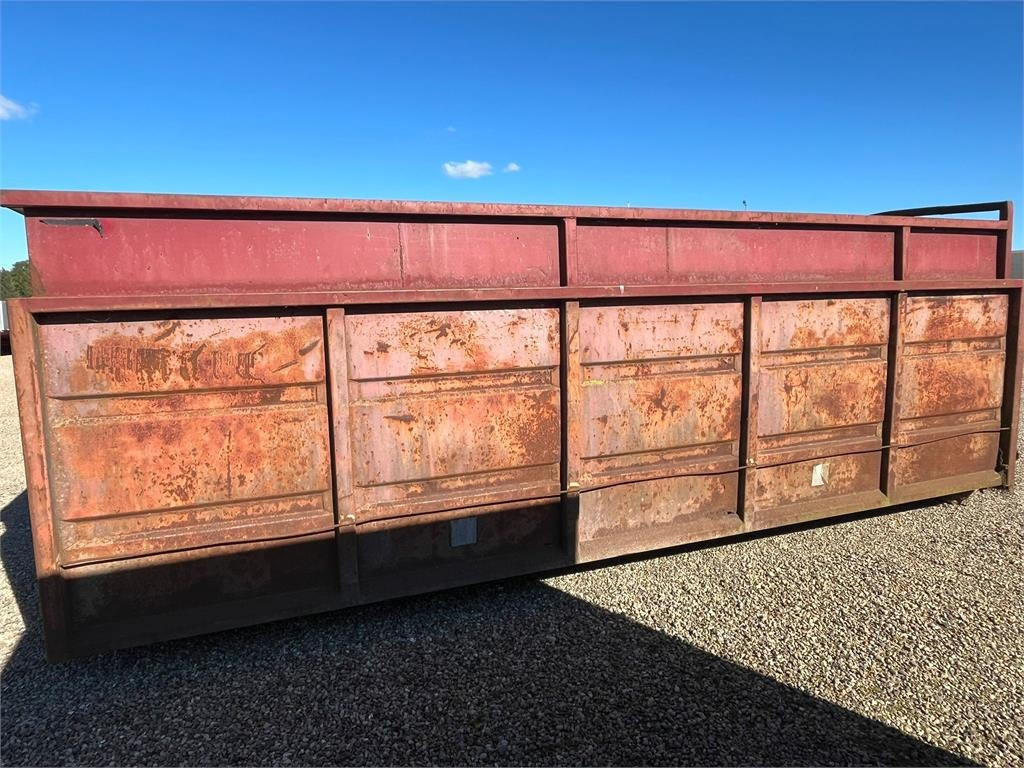 S6026 - Flatbed body: picture 2 S6026 - Flatbed body: picture 2