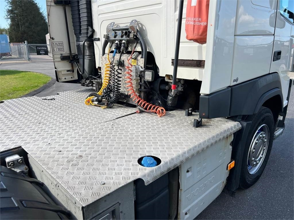 Volvo FM450 - Tractor truck: picture 4 Volvo FM450 - Tractor truck: picture 4