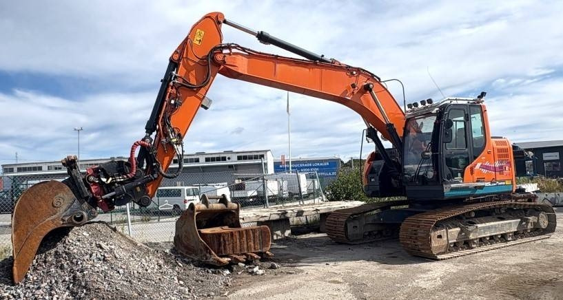 Doosan DX235LCR-5 tulossa Pirkkala - Crawler excavator: picture 1 Doosan DX235LCR-5 tulossa Pirkkala - Crawler excavator: picture 1