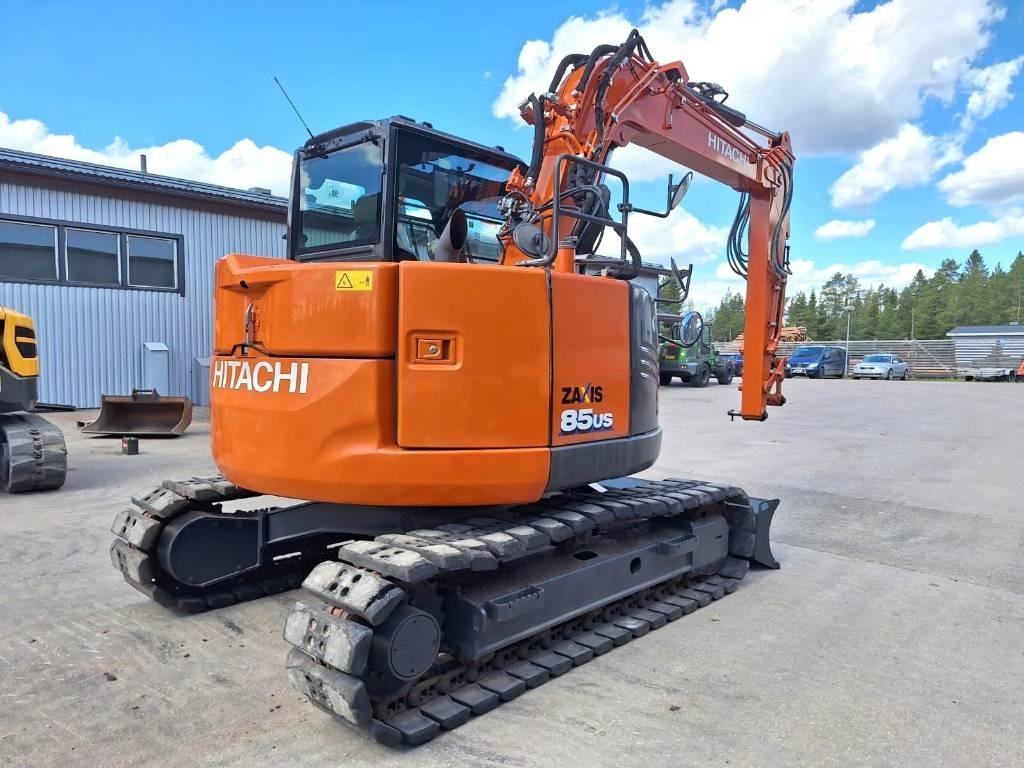 Hitachi MYYTY! SOLD! ZX85US-6 KUIN UUSI - Mini excavator: picture 4 Hitachi MYYTY! SOLD! ZX85US-6 KUIN UUSI - Mini excavator: picture 4