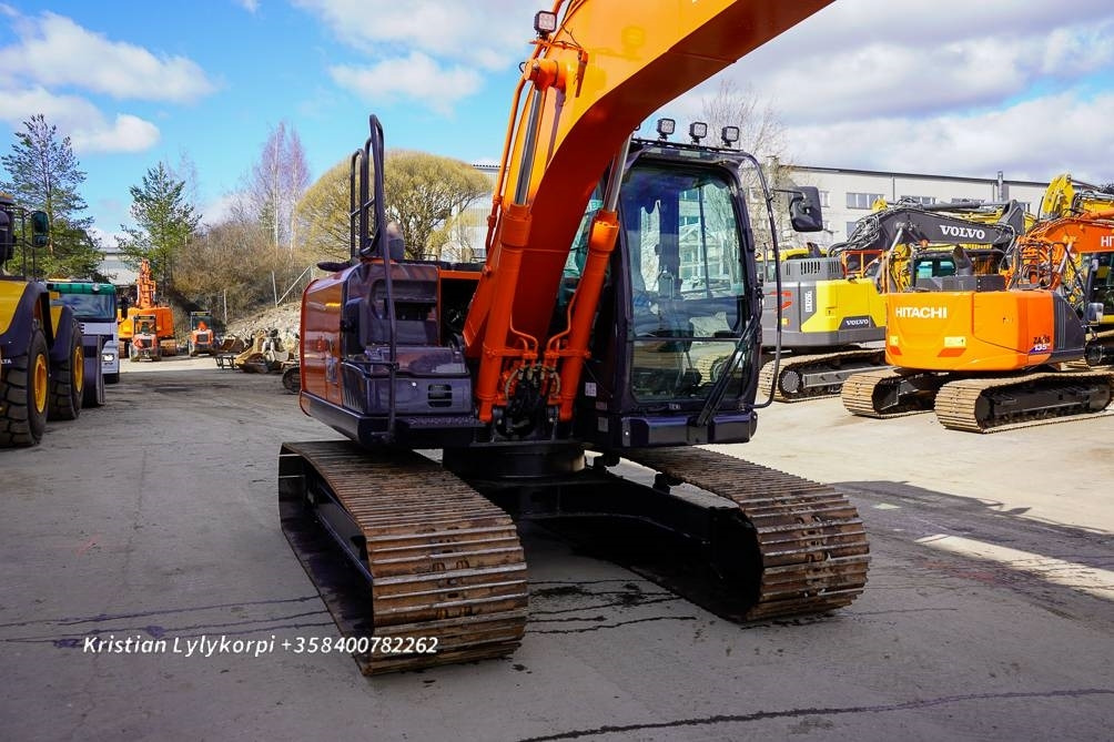 Crawler excavator Hitachi ZX130LCN-7 VÄHÄN AJETTU: picture 8