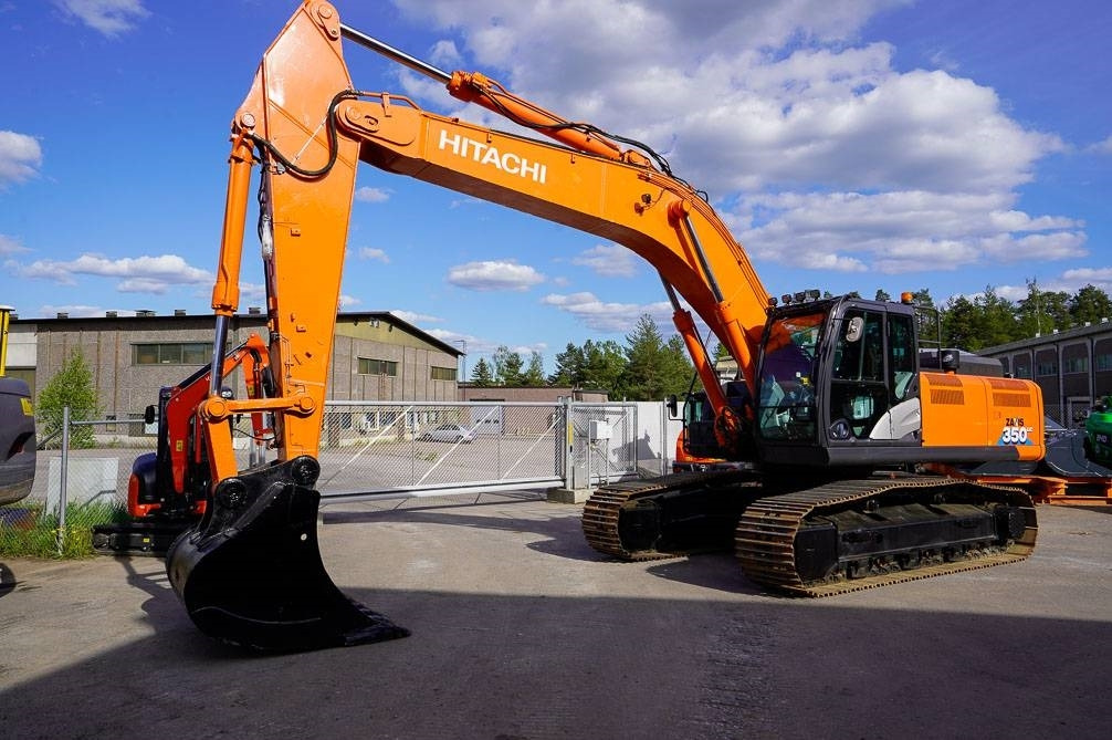 Hitachi ZX350LC-6 UUSI ALAKERTA - Crawler excavator: picture 2 Hitachi ZX350LC-6 UUSI ALAKERTA - Crawler excavator: picture 2