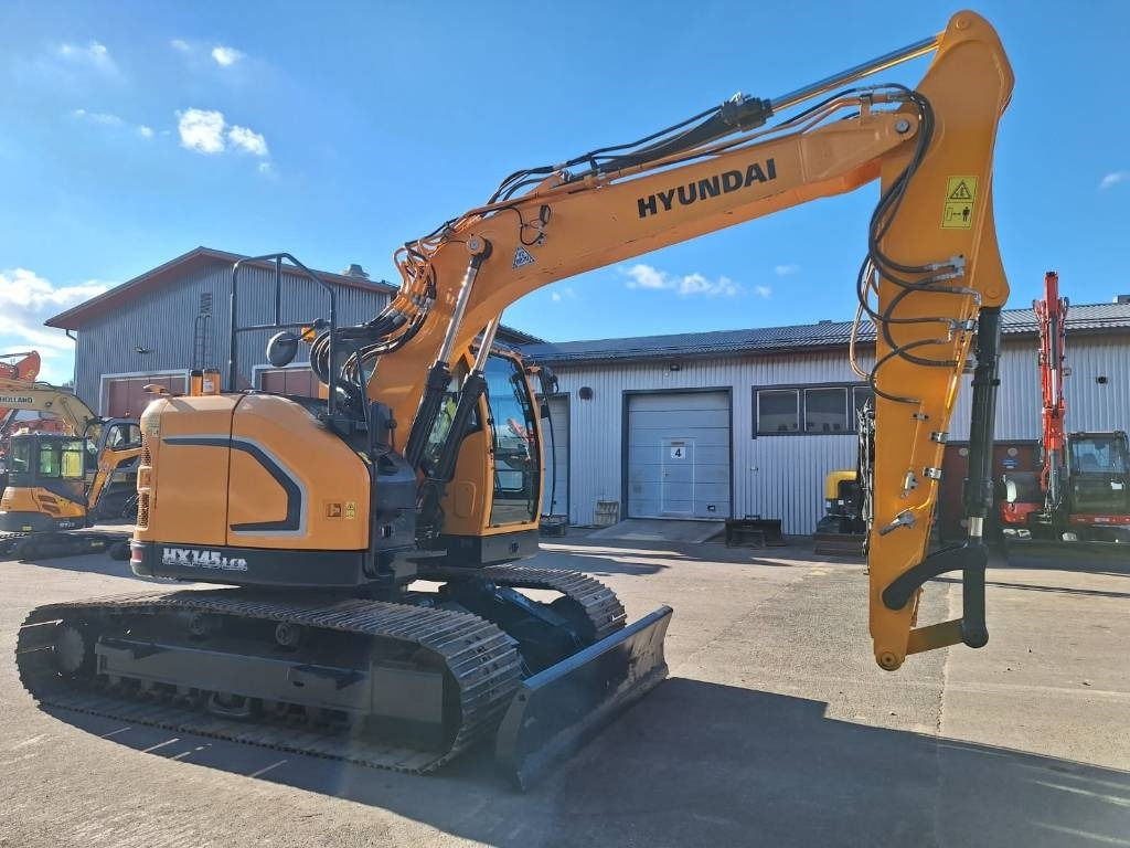 Hyundai HX145LCR DOZER - Crawler excavator: picture 4 Hyundai HX145LCR DOZER - Crawler excavator: picture 4