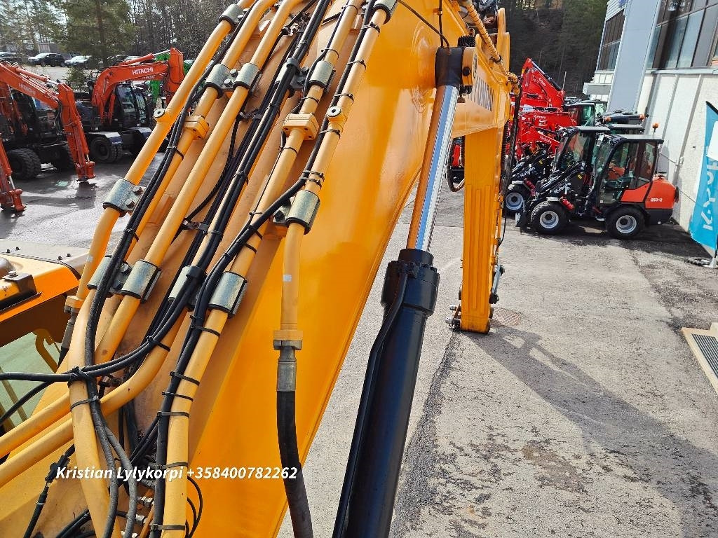 Crawler excavator Hyundai HX380L VÄHÄN AJETTU: picture 21