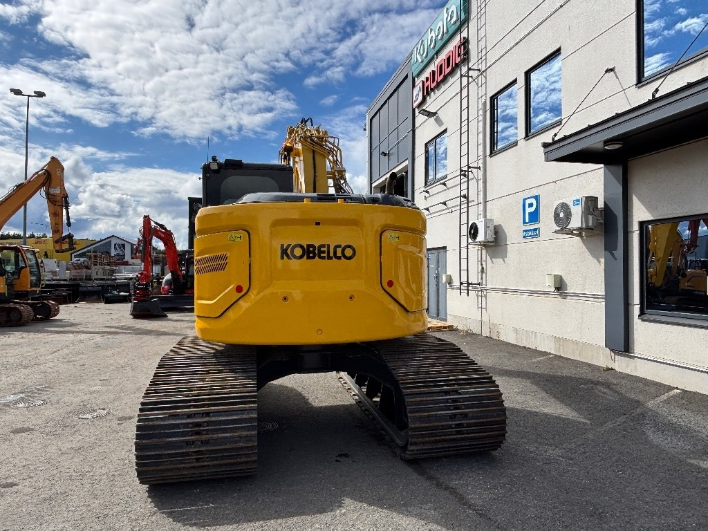 Kobelco MYYTY! SOLD! SK140SRLC-7 KOROTETTU SUOALUSTA 900MM - Crawler excavator: picture 3 Kobelco MYYTY! SOLD! SK140SRLC-7 KOROTETTU SUOALUSTA 900MM - Crawler excavator: picture 3