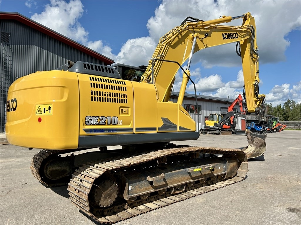 Kobelco SK210LC-11 PYÖRITTÄJÄLLÄ - Crawler excavator: picture 5 Kobelco SK210LC-11 PYÖRITTÄJÄLLÄ - Crawler excavator: picture 5