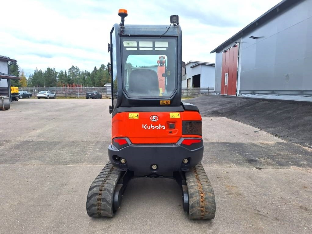 Kubota U27-4 KALLISTAJALLA, HUOLLETTU - Mini excavator: picture 3 Kubota U27-4 KALLISTAJALLA, HUOLLETTU - Mini excavator: picture 3