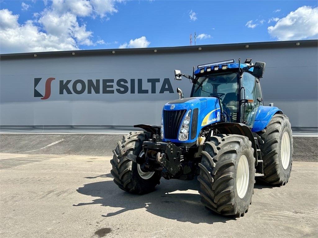 New Holland TG285  - Farm tractor: picture 1 New Holland TG285  - Farm tractor: picture 1