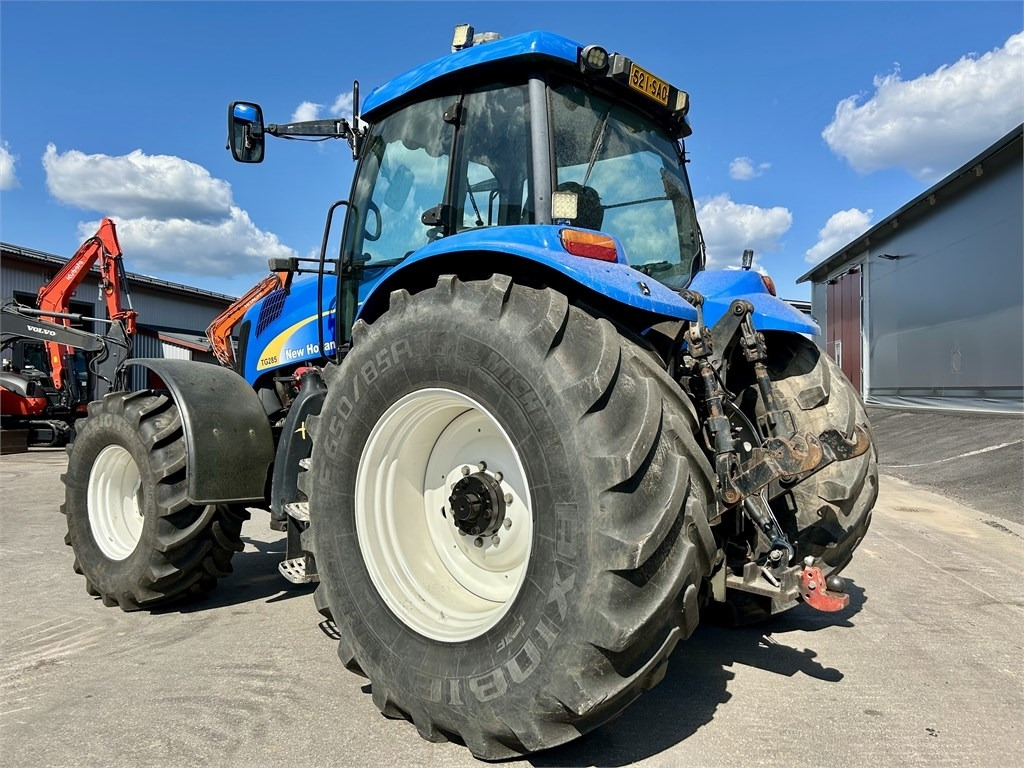 New Holland TG285  - Farm tractor: picture 4 New Holland TG285  - Farm tractor: picture 4