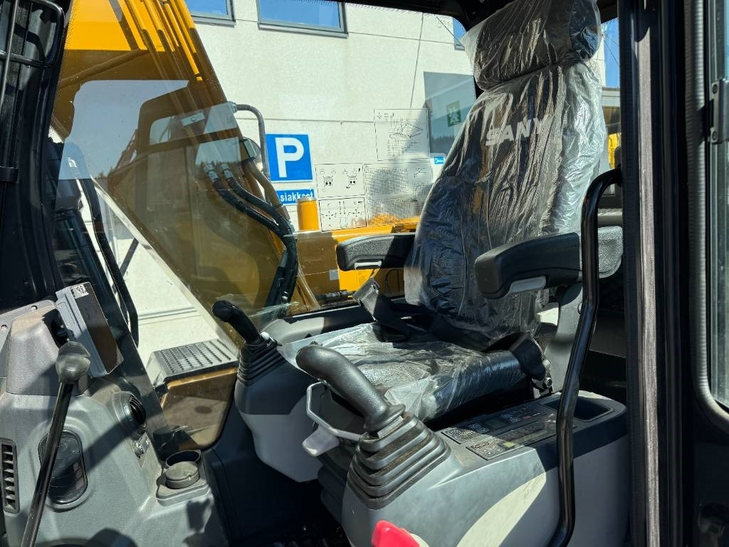 Crawler excavator Sany SY135C -UUTTA VASTAAVA-: picture 14