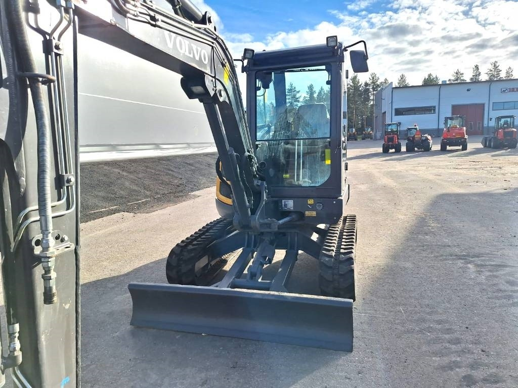 Mini excavator Volvo EC35D HIENO KUNTO: picture 7
