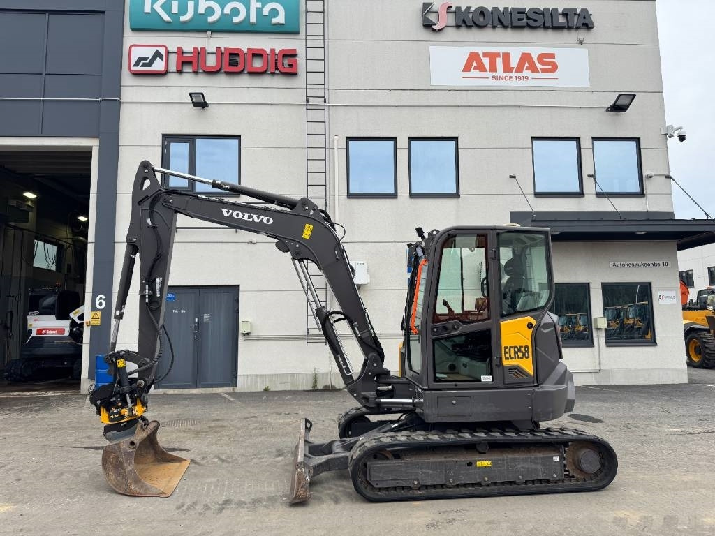 Volvo ECR58F PYÖRITTÄJÄLLÄ - Mini excavator: picture 1 Volvo ECR58F PYÖRITTÄJÄLLÄ - Mini excavator: picture 1